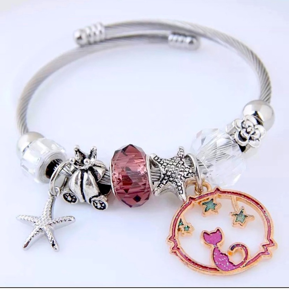 Kitty Charm Bracelet